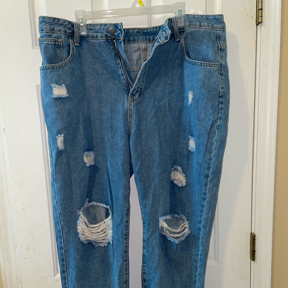 Shein plus size 2xL boyfriend ripped blue jeans